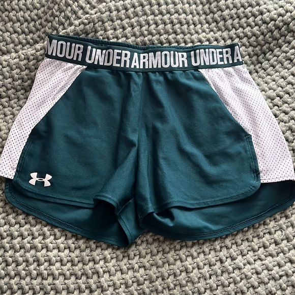 Under Armour.. forest green athletic shorts. - Picture 1 of 3
